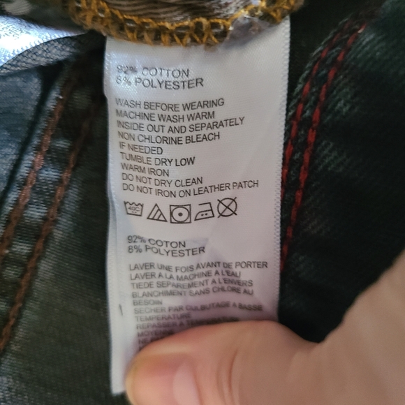 Tommy Bahama - Men's Jeans - Picture 8 of 9